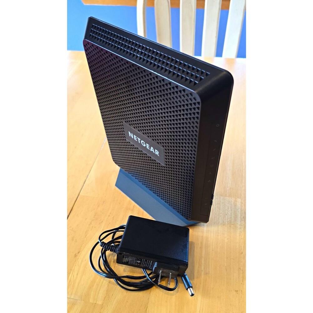 NETGEAR AC1900 C7000v2 Cable Modem Router DOCSIS 3.0 1.9Gbps 4-Port